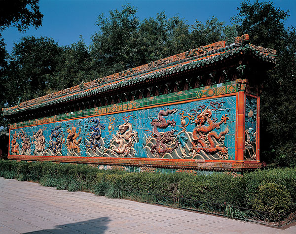 北京北海九龙壁
