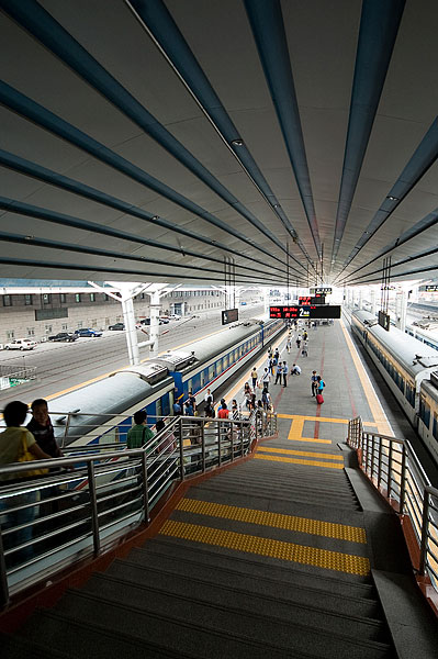 北京西站内景