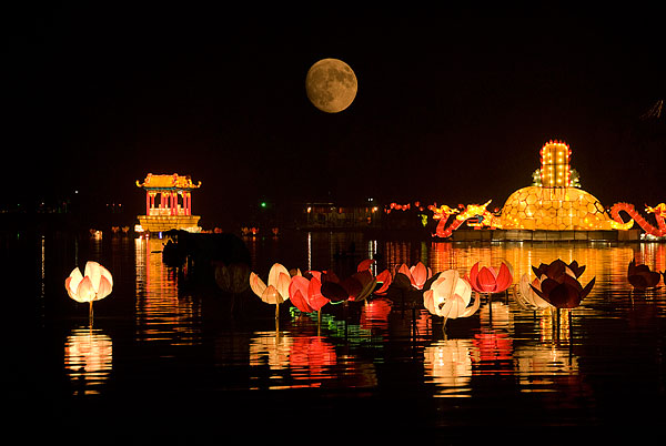 经典美文《中秋祭》