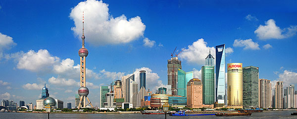 全景图片网:上海外滩眺望浦东陆家嘴