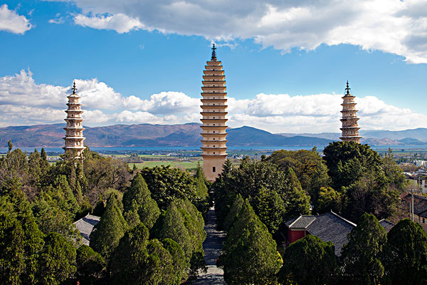 崇圣寺三塔_崇圣寺三塔图片_全景旅游