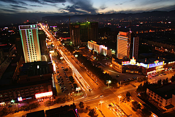 内蒙古包头城市夜景