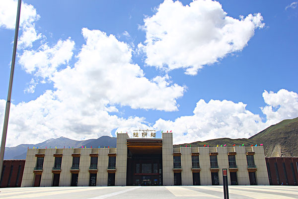 拉沙火车站|拉萨火车站,路桥建筑,建筑摄影