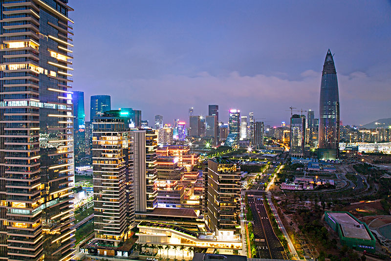 中国广东深圳南山后海中心区夜景